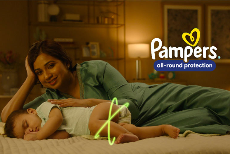 pampers pieluchomajtki midi