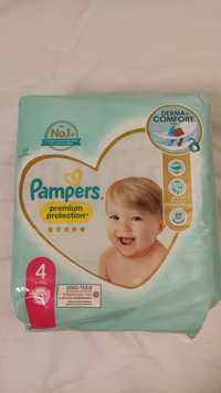 żółty pampers mokry