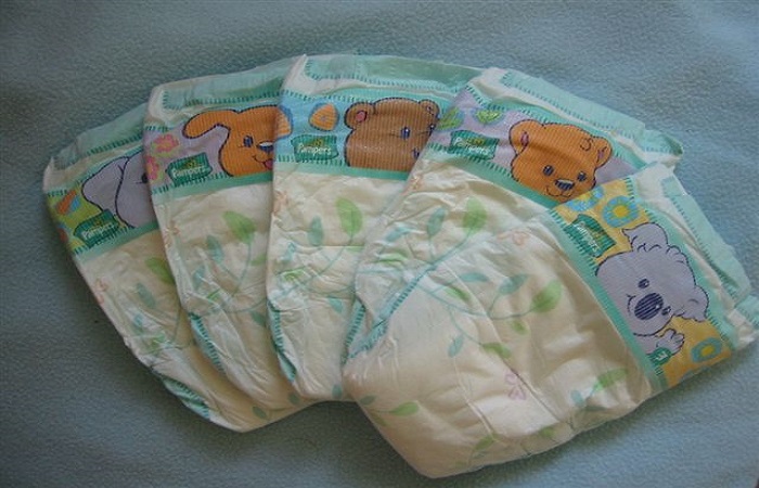 pieluchy pampers ile wody